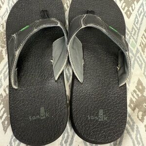 Sanuk Black Flip Flops